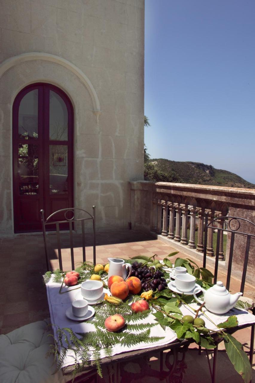 Villa Musolino - Country Resort Мессіна Екстер'єр фото