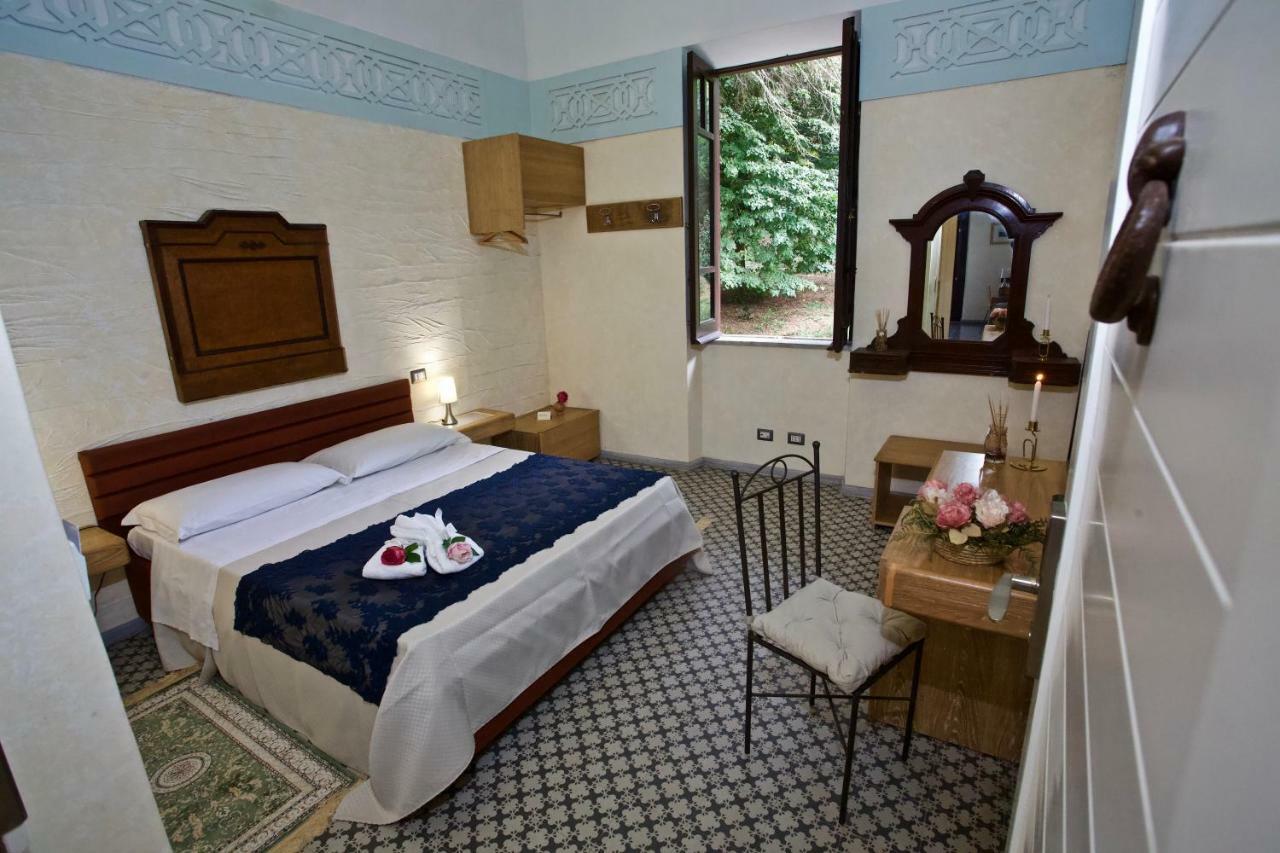 Villa Musolino - Country Resort Мессіна Екстер'єр фото